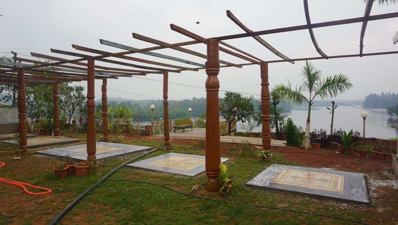 Sona Villa, The Lake Chalet Kudal  Dış mekan fotoğraf