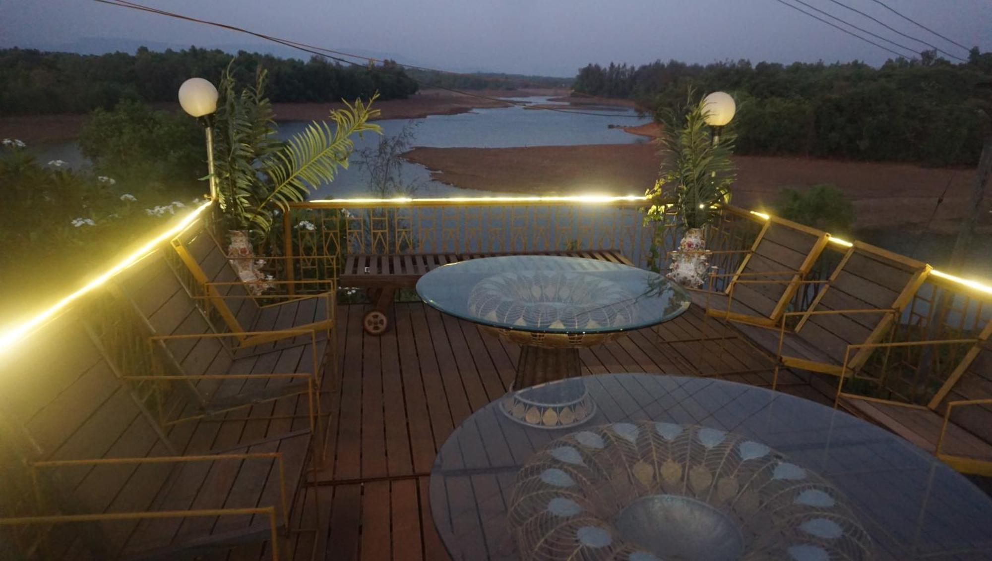 Sona Villa, The Lake Chalet Kudal  Dış mekan fotoğraf