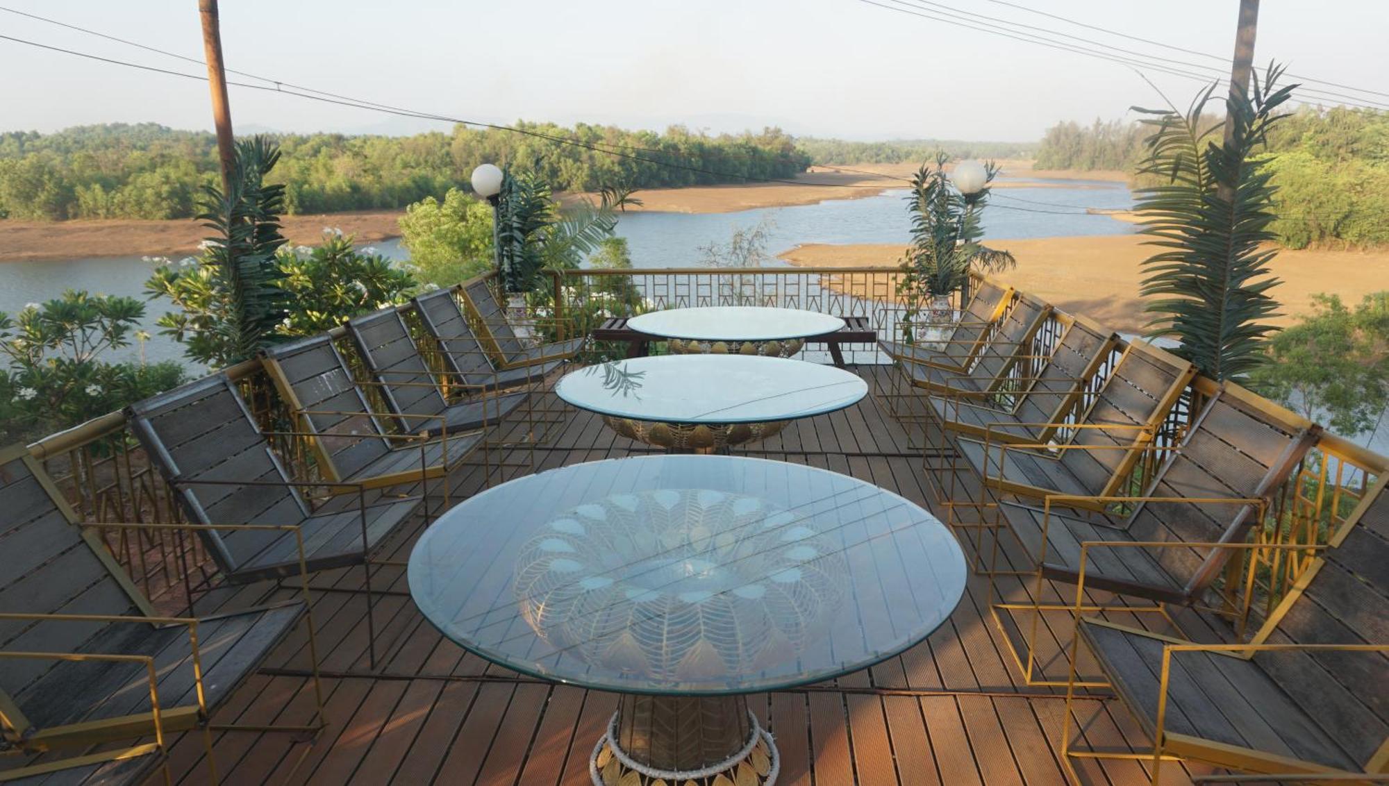 Sona Villa, The Lake Chalet Kudal  Dış mekan fotoğraf